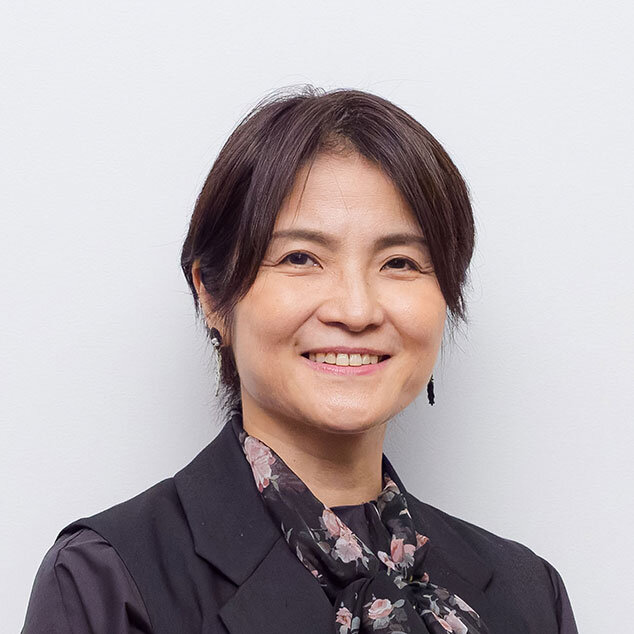 大久保 理絵氏